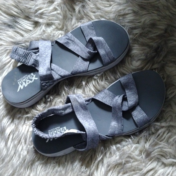 Skechers Women's Sandals - Gray - Picture 2 of 4